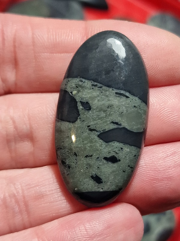 43x22mm spiderweb jasper cabochon
