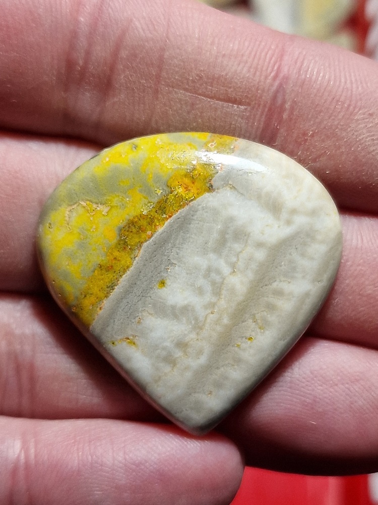 35x35mm bumblebee jasper cabochon