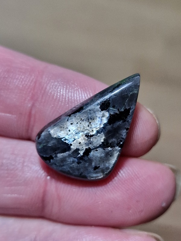 27x16mm Lavikite cabochon