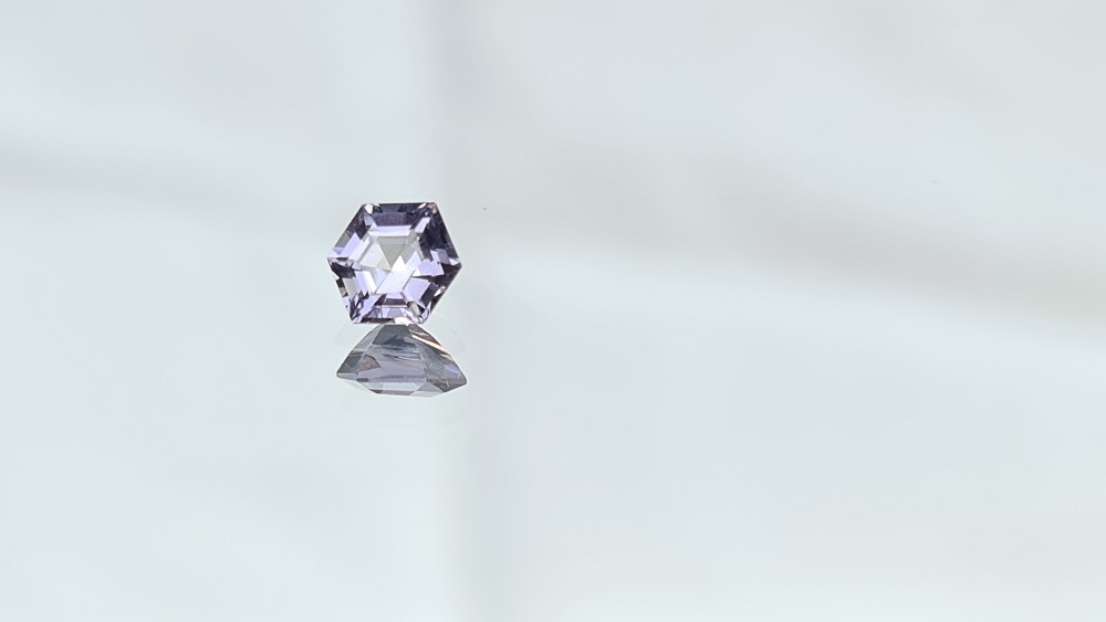 5.0x3.5mm hexagon cut spinel facet