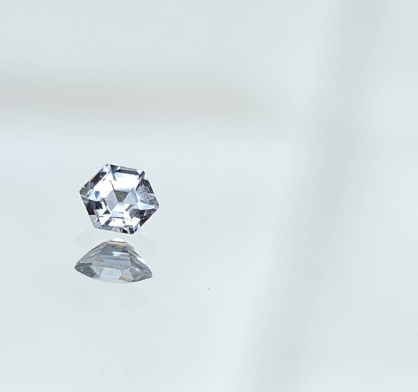 3.5x2.2mm hexagon cut spinel facet