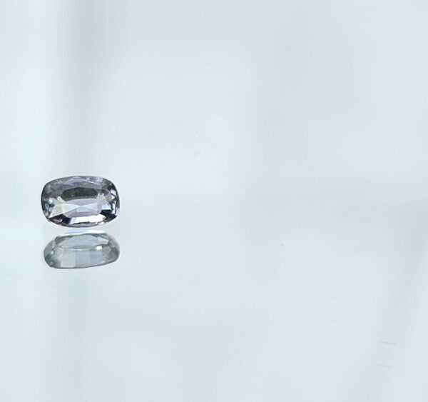 4.8x3.6x1.8mm spinel facet