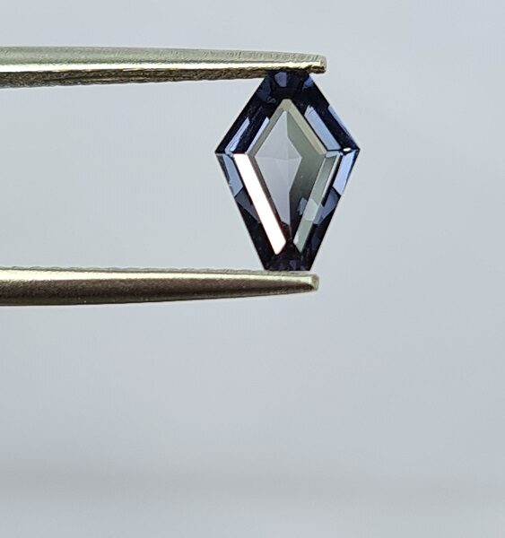8.3x5.9x2.6mm coffin-cut spinel facet