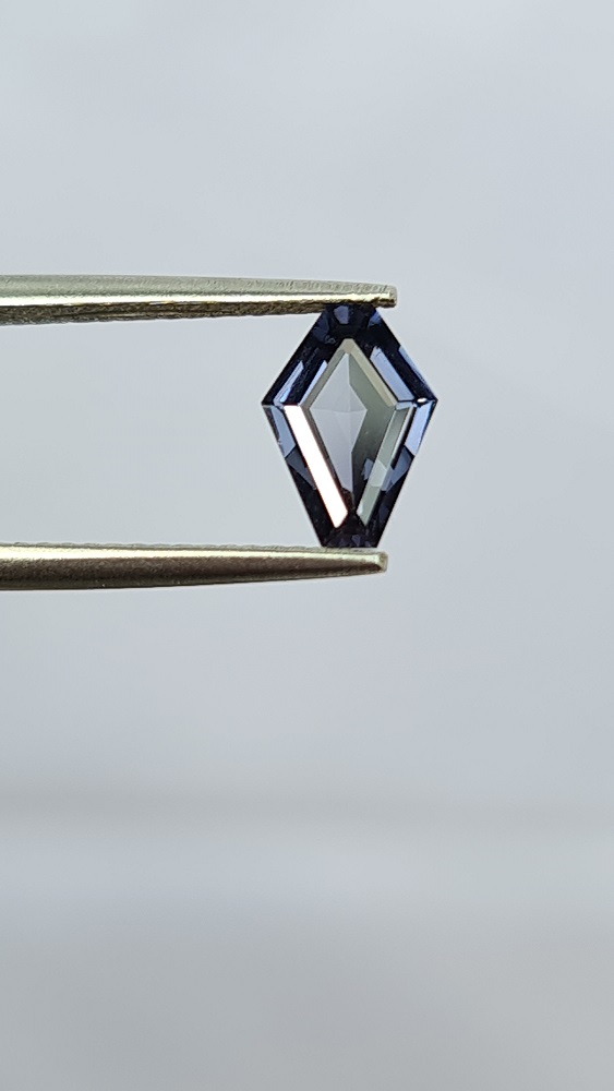 8.3x5.9x2.6mm coffin-cut spinel facet