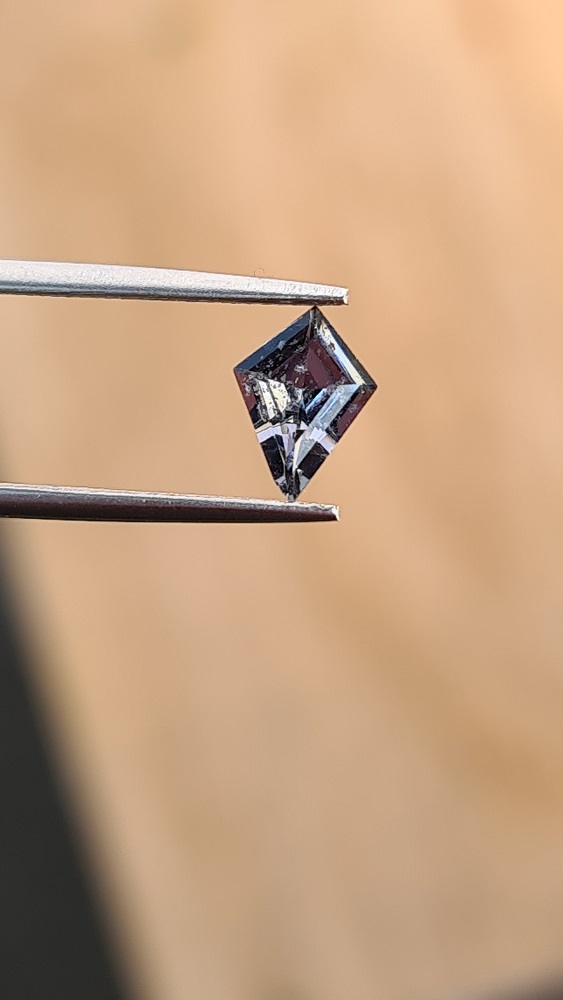 8.3x6.1x2.7mm kite-cut spinel facet