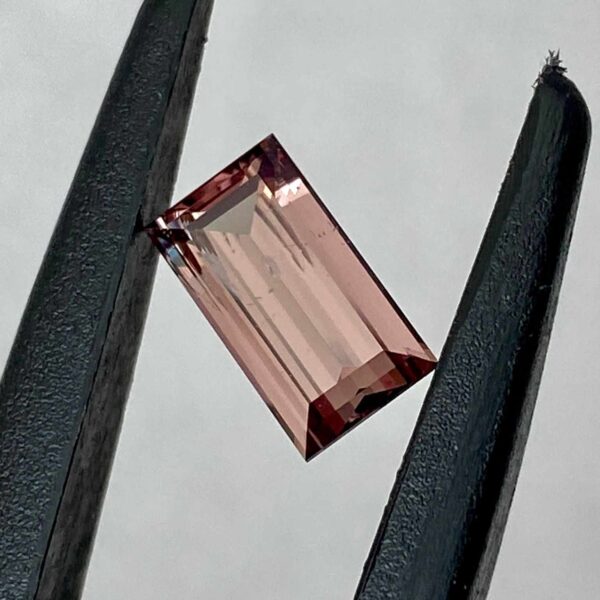 8.96x4.94x3.33mm precision-cut colour change garnet facet