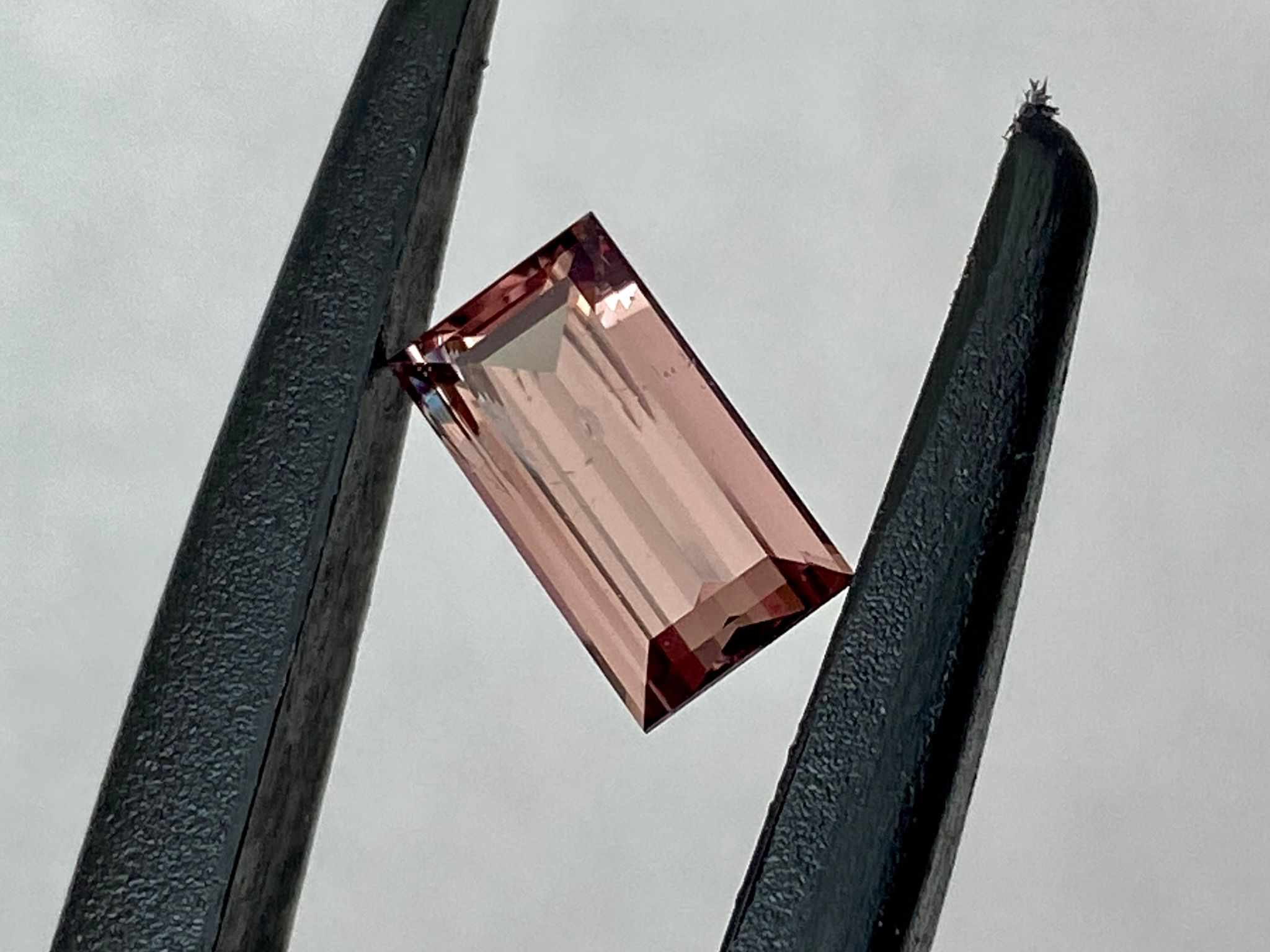 8.96x4.94x3.33mm precision-cut colour change garnet facet