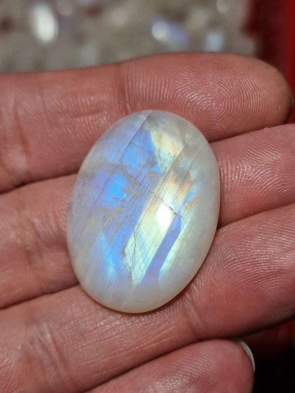 33x24mm moonstone cabochon