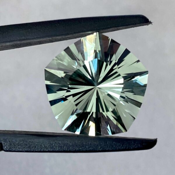 18.76x18.73x12.26mm precision-cut prasiolite facet