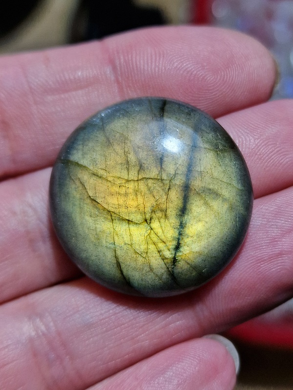 32mm round labradorite cabochon