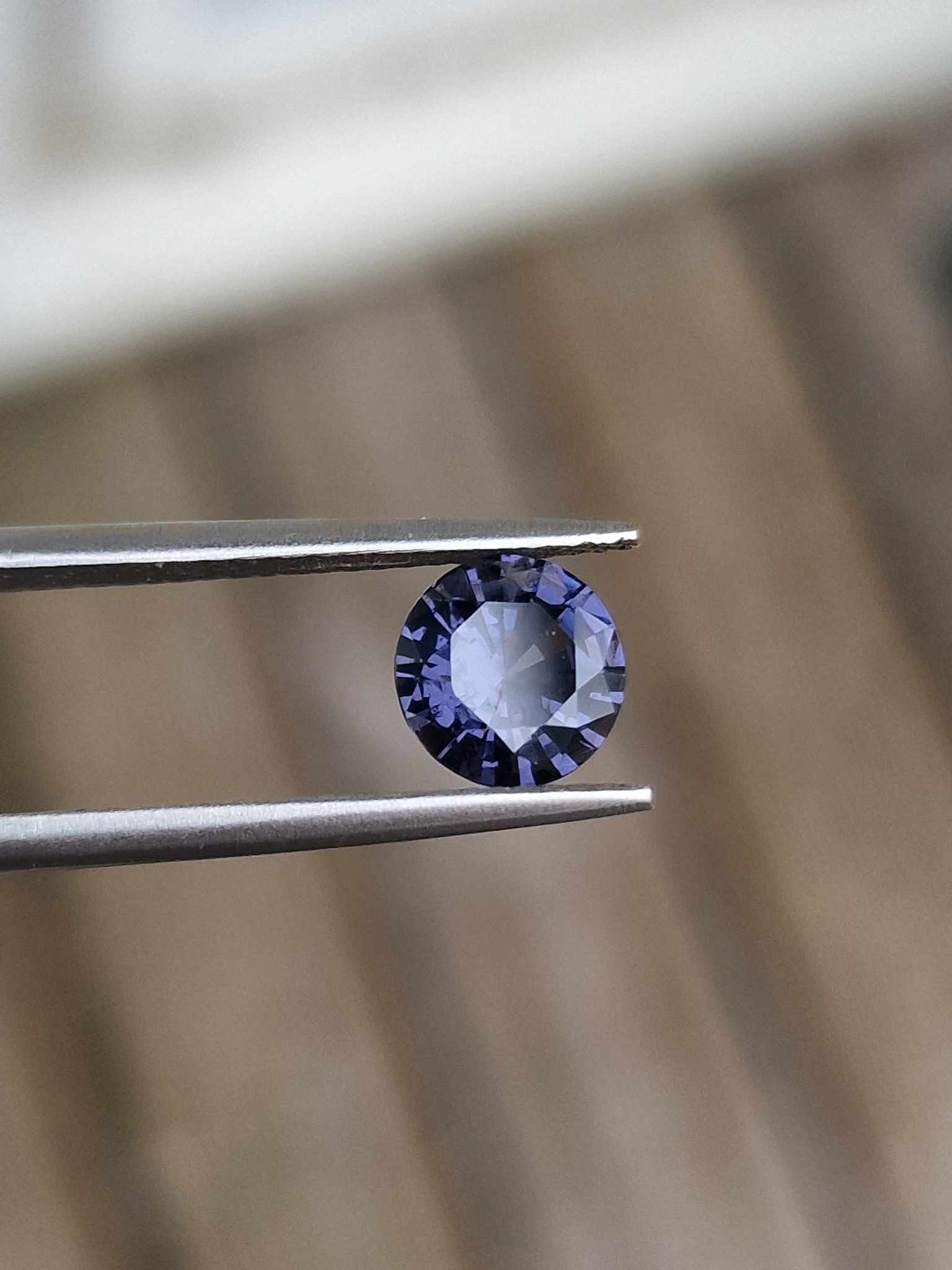 6.59x3.68mm round-cut spinel facet