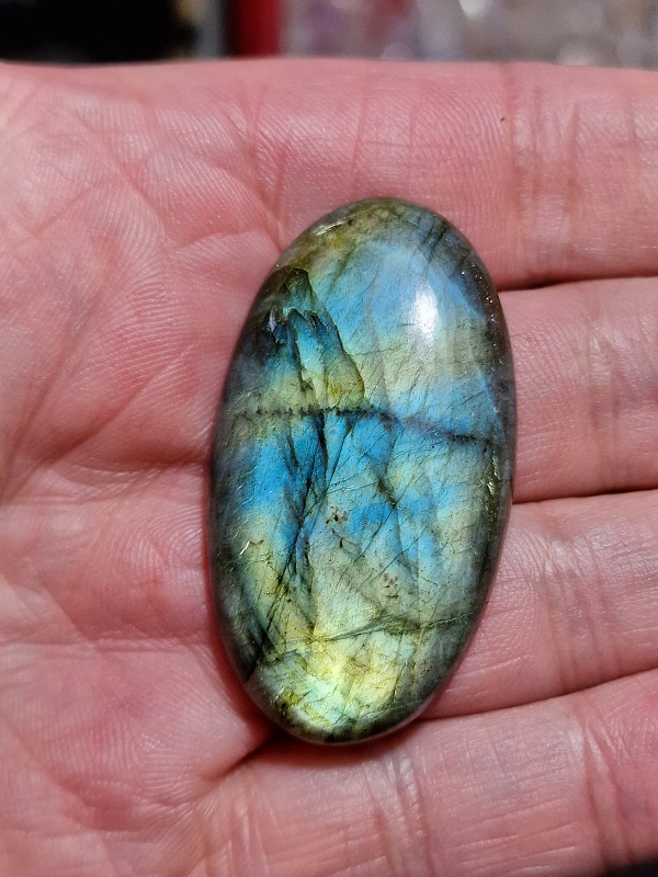 47x26mm labradorite cabochon