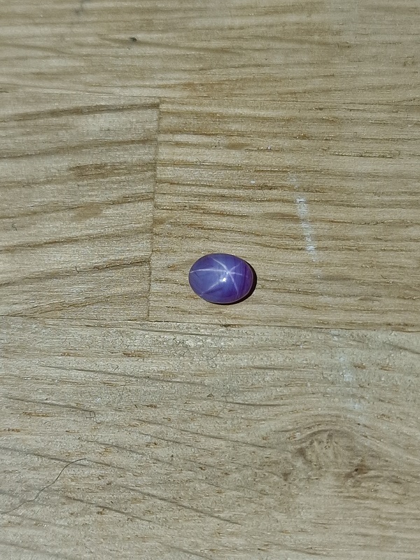5.73x4.49mm Sri-Lankan star sapphire cabochon