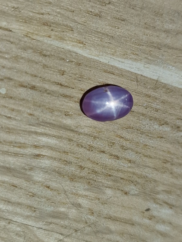 6.27x4.37mm Sri-Lankan star sapphire cabochon