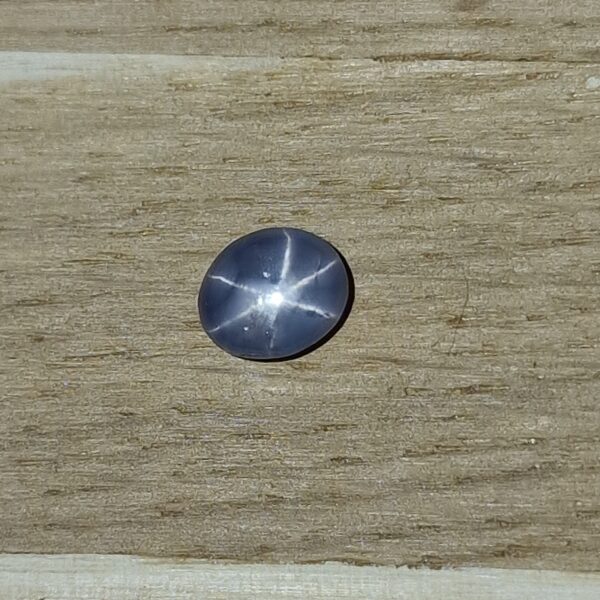 6.66x5.60x3.58mm Sri-Lankan star sapphire cabochon