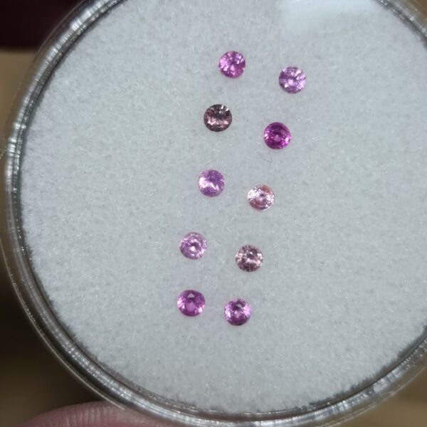 1.00ct parcel of 2.5mm natural pink sapphire facets from Sri-Lanka