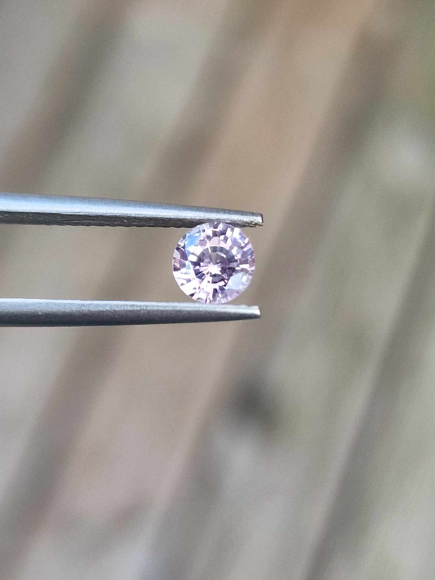 4.80x3.08mm round NATURAL Sri-Lankan sapphire facet