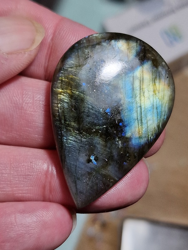 48x33mm labradorite cabochon