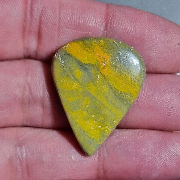 34x27mm bumblebee jasper cabochon