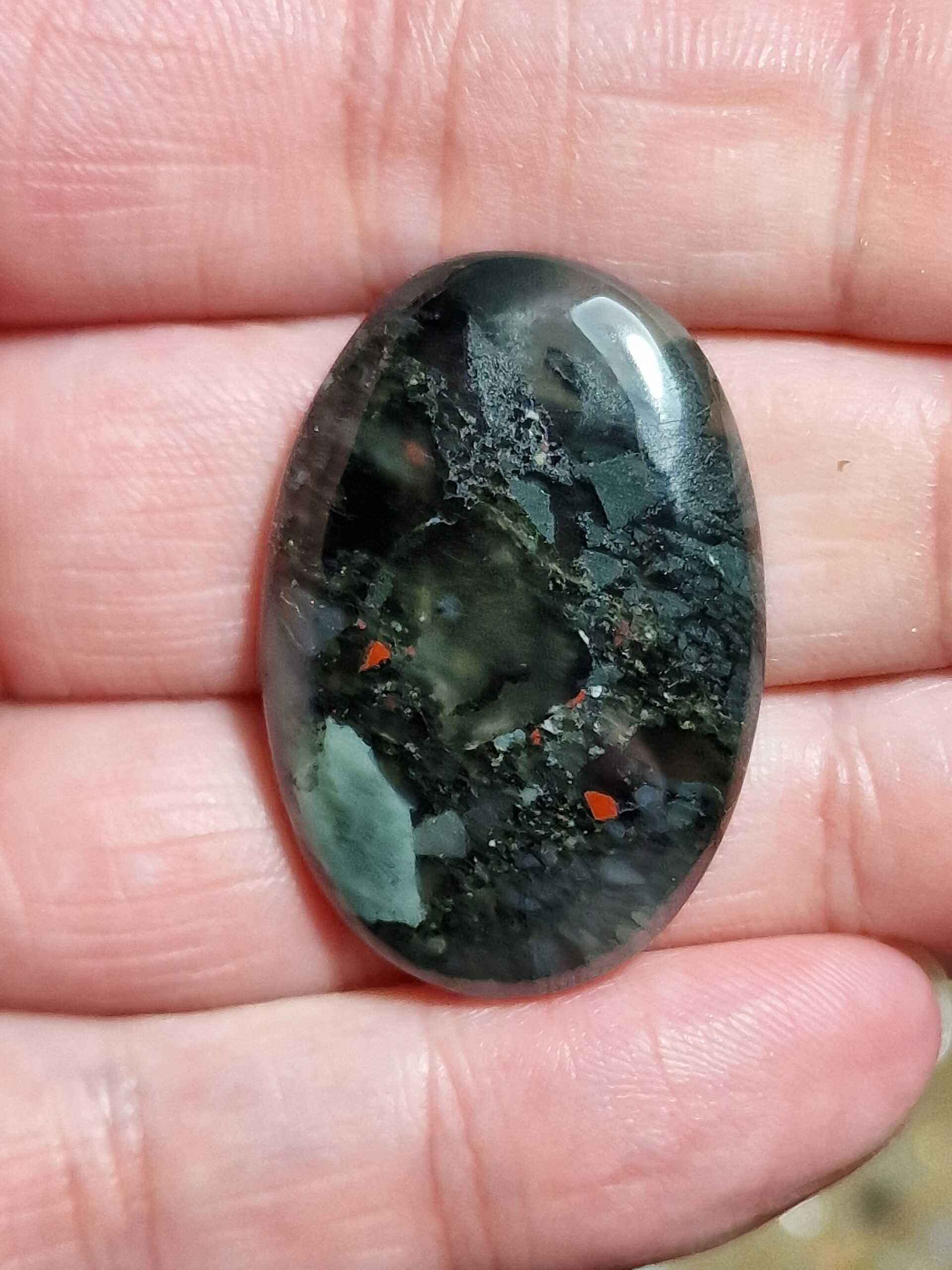 36x23mm bloodstone cabochon