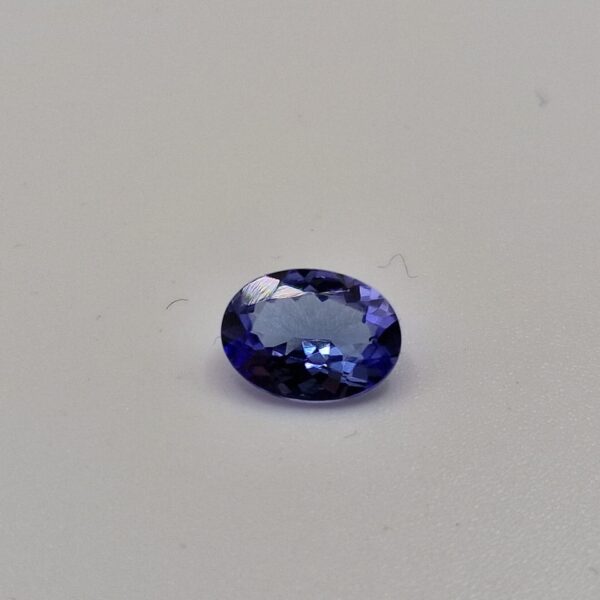 7.95x5.92x3.12mm tanzanite facet