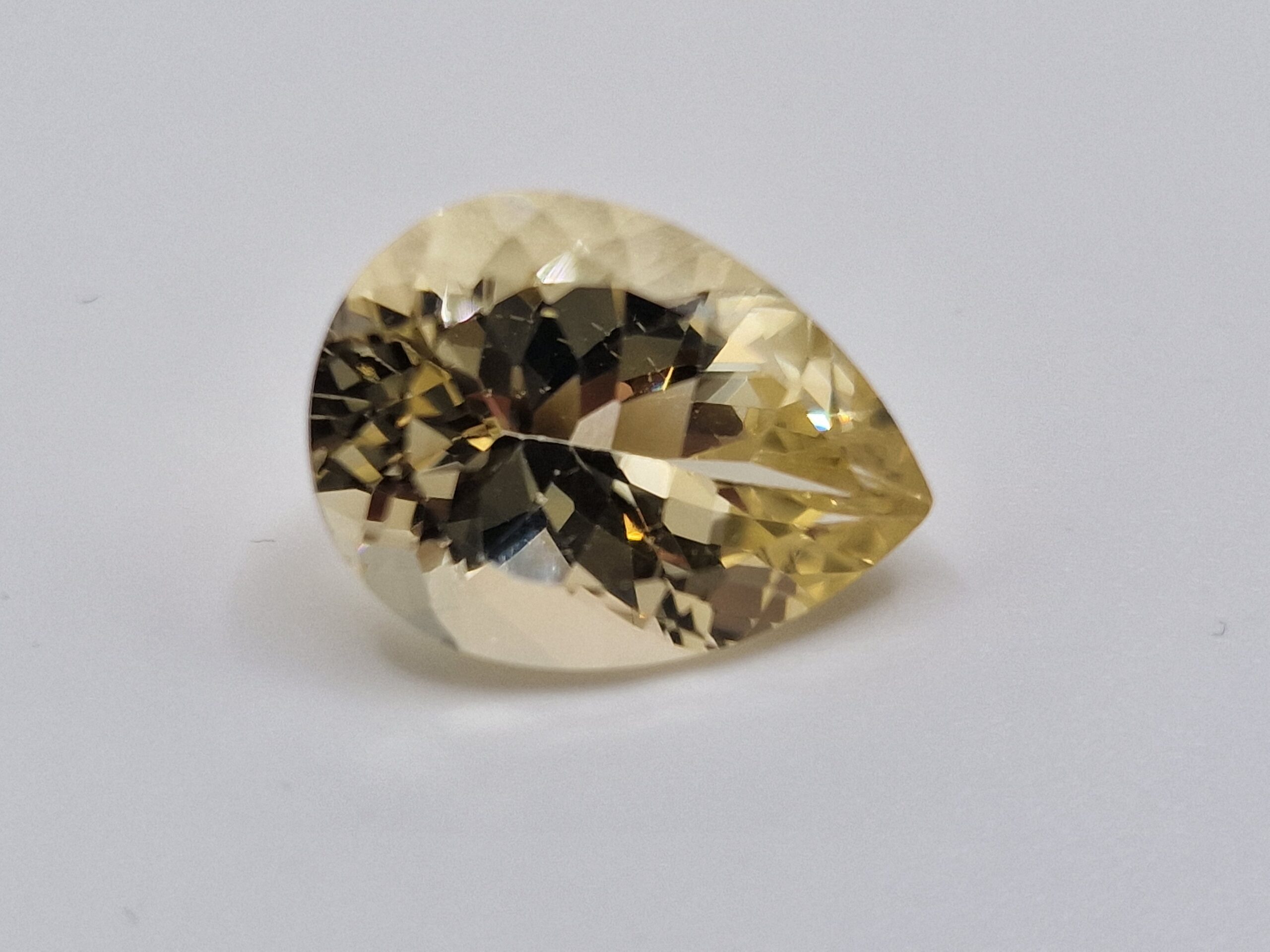 16.05x11.80x8.05mm gem-grade labradorite facet