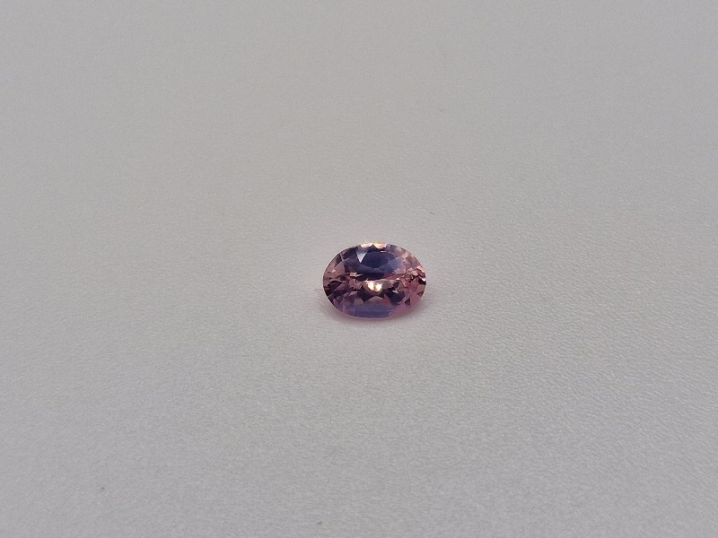 5.66x4.14x2.69mm Sri-Lankan sapphire facet