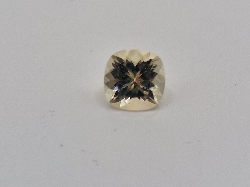 8.04x7.99x5.18mm gem-grade labradorite facet