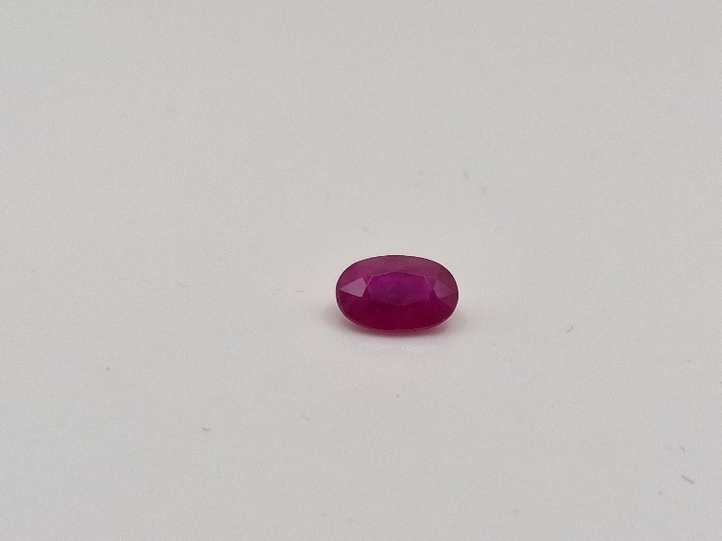 7.85x5.28x3.37mm Mozambique ruby facet