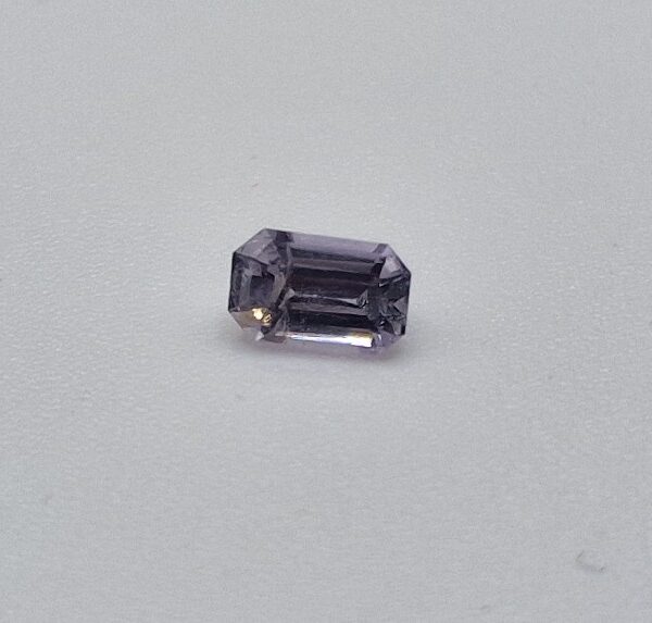 5.00x3.12x2.23mm Sri-Lankan sapphire facet
