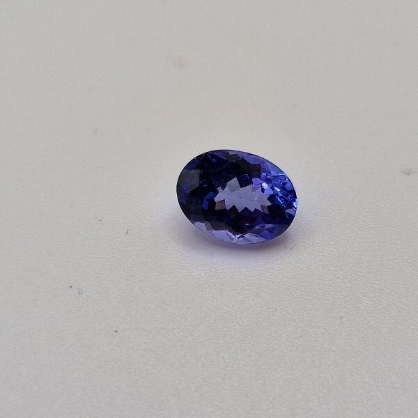 8.01x5.99x4.30mm tanzanite facet