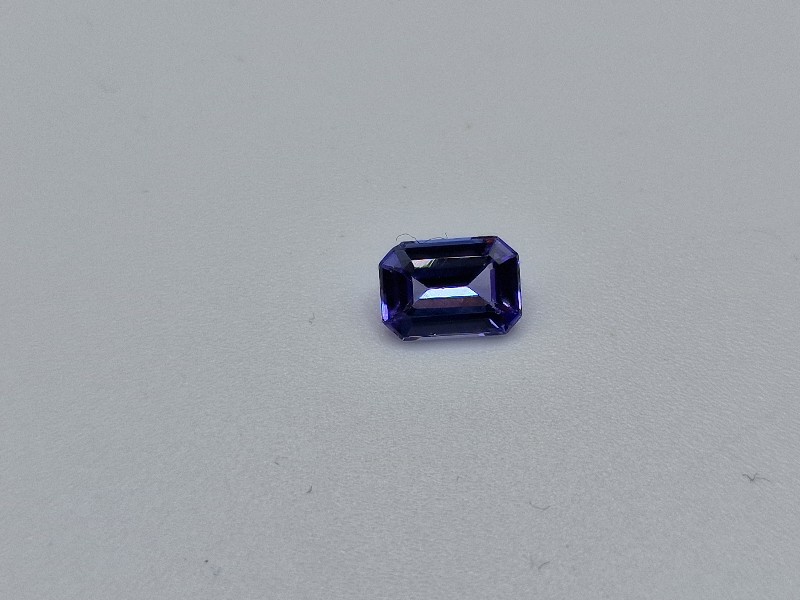 6.78x4.81x2.99mm tanzanite facet