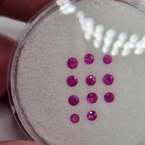 1ct parcels of 2.36-2.81mm Mozambique ruby facets