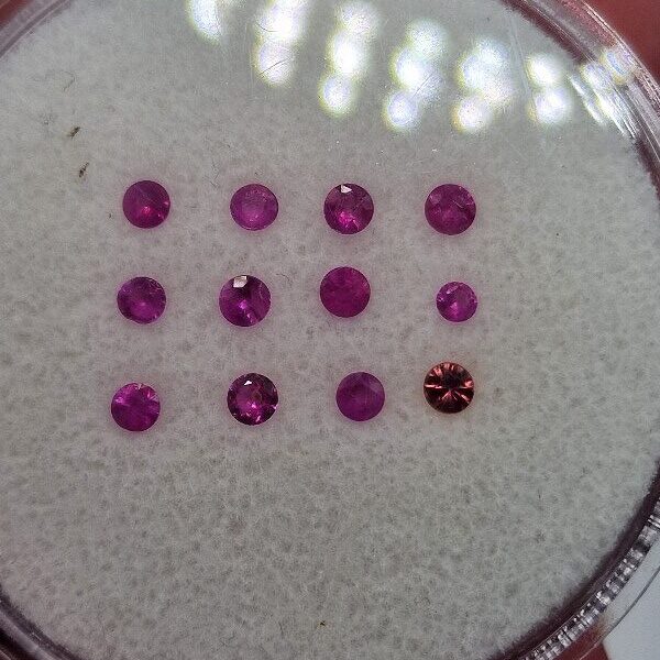1ct parcels of 2.17-2.71mm Mozambique ruby facets