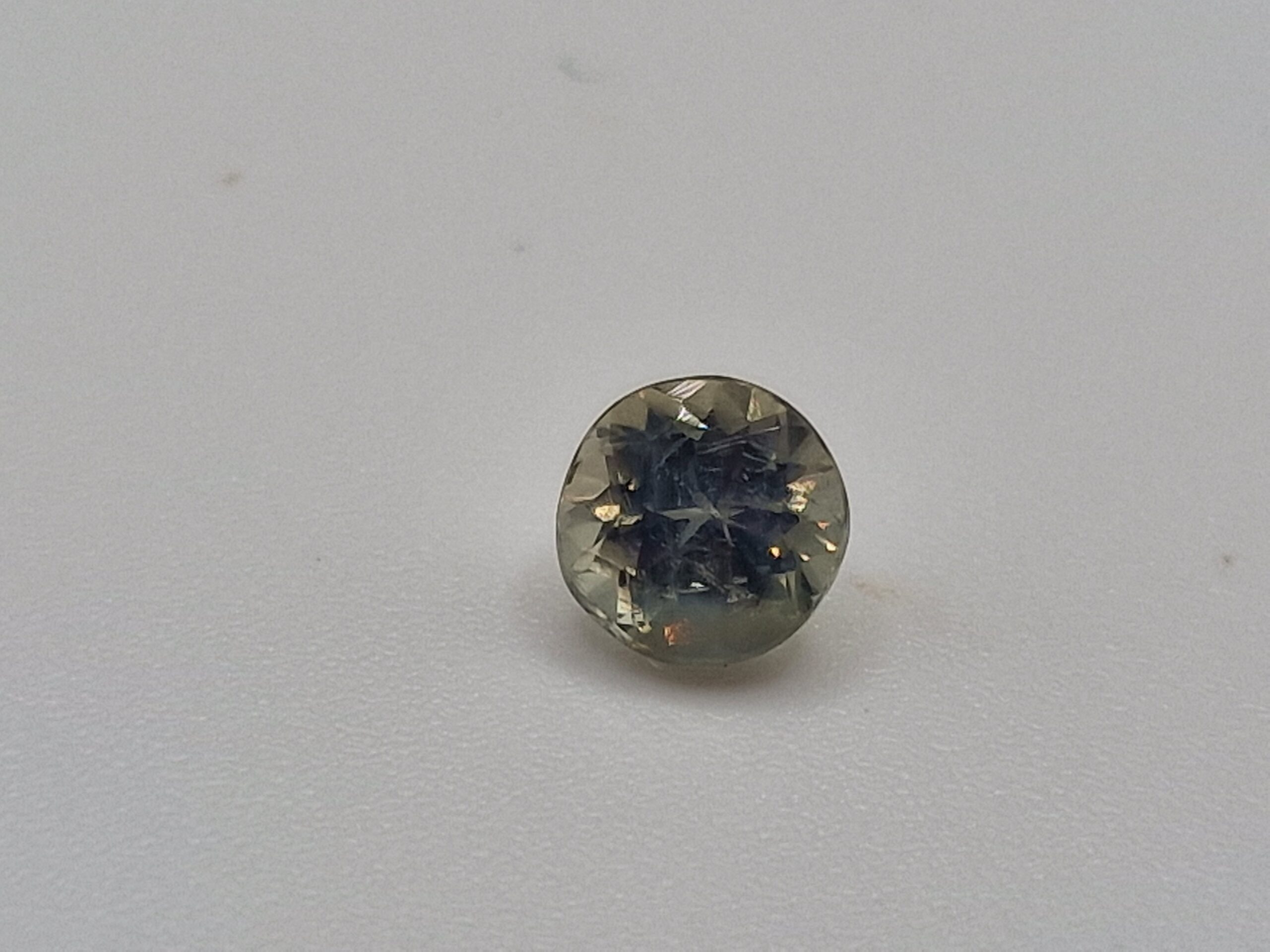 5.25x3.82mm round Alexandrite facet