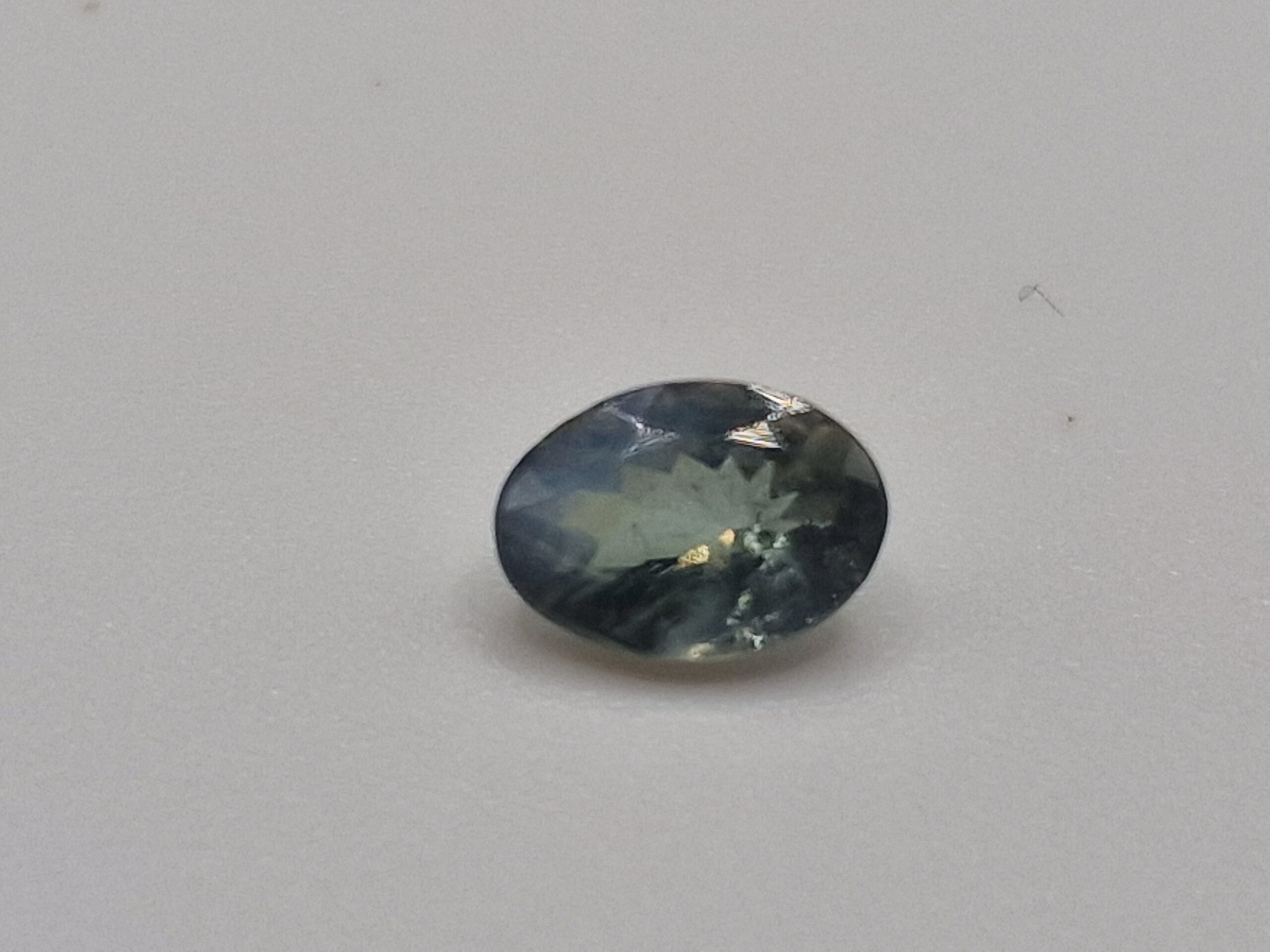 6.82x4.88x2.92mm Alexandrite facet