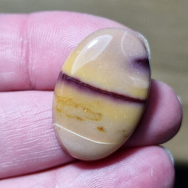 31x21mm Mookaite jasper cabochon