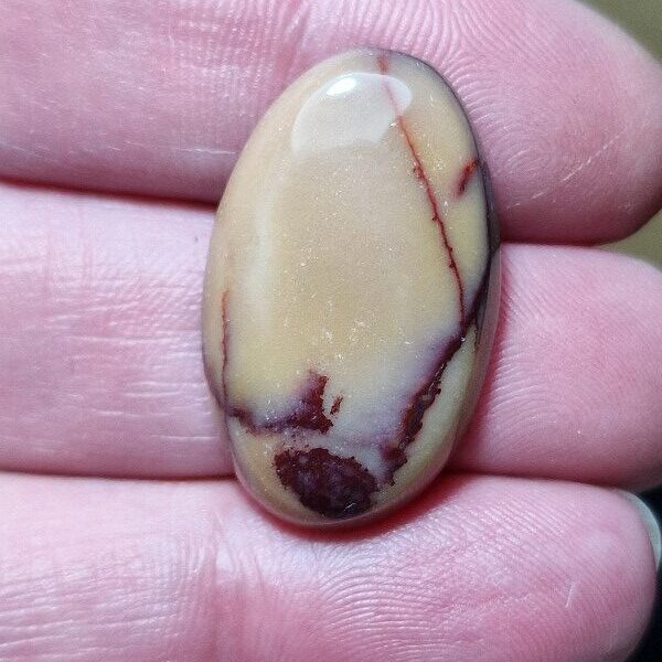 30x18mm Mookaite jasper cabochon