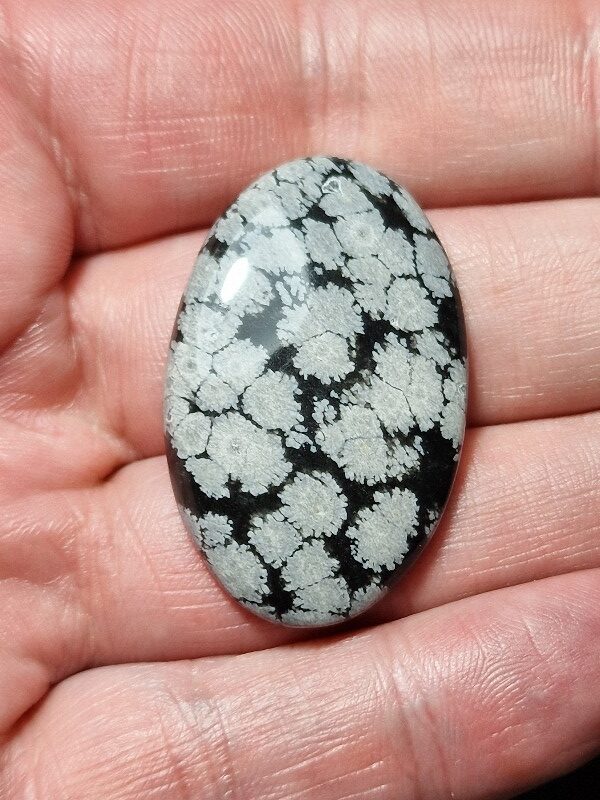 39x25mm snowflake obsidian cabochon