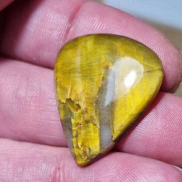 30x25mm Nellite cabochon