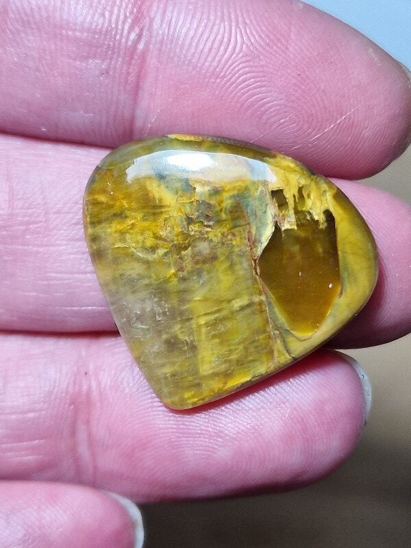 29x26mm Nellite cabochon