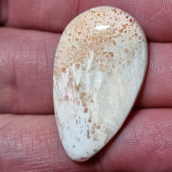 34x20mm scolecite cabochon