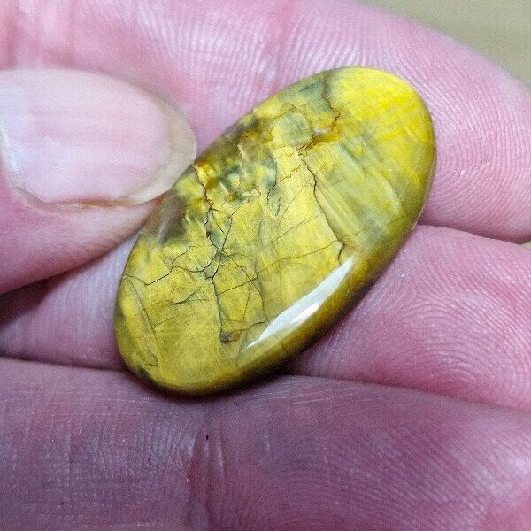 32x18mm Nellite cabochon