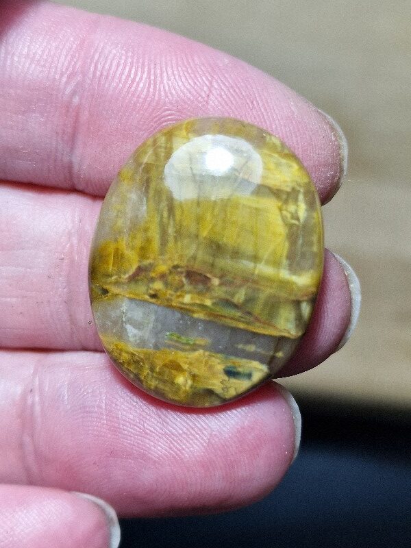 29x23mm Nellite cabochon