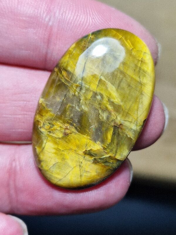 39x25mm Nellite cabochon