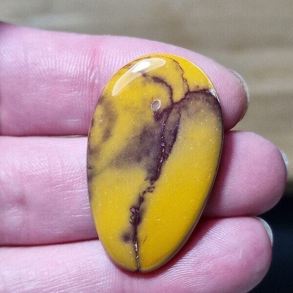 39x24mm Mookaite jasper cabochon