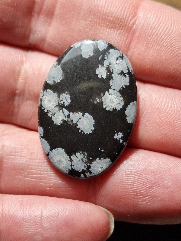 32x22mm snowflake obsidian cabochon
