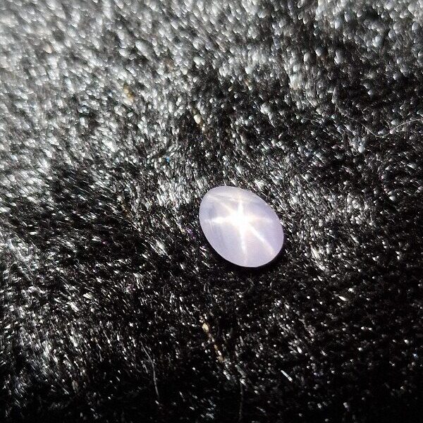 6.07x4.66x3.45mm Sri-Lankan star sapphire cabochon