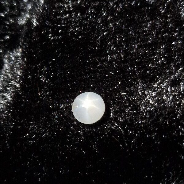 4.68x4.61x3.03mm Sri-Lankan star sapphire cabochon