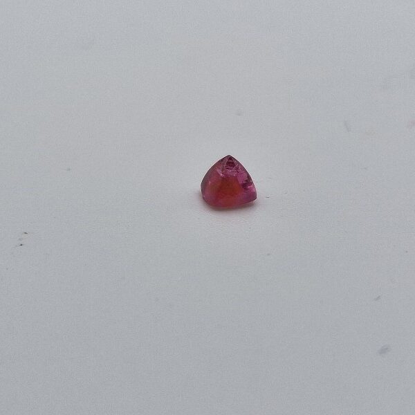 3.78x3.83x3.46mm spinel sugarloaf-cut cabochon